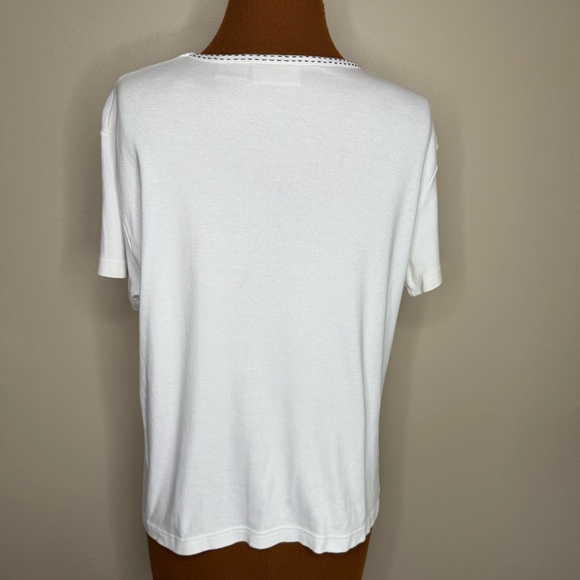 Basic Editions White Cotton Short Sleeve V-Neck Top Size Large - Picture 3 of 6